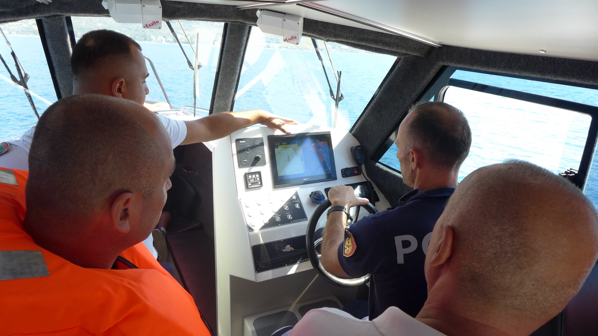 Training on the Use of Radars and Navigation
